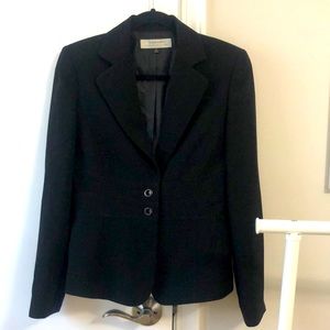 Black Tahari Blazer EUC